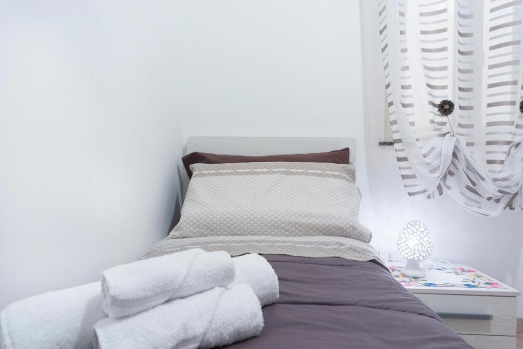 Nina Home - Selfcheck-In Canicattini Bagni Esterno foto