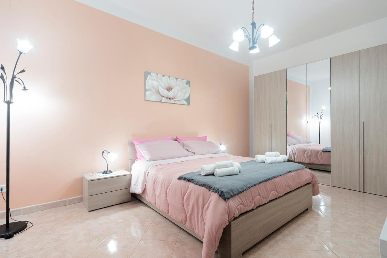Nina Home - Selfcheck-In Canicattini Bagni Esterno foto