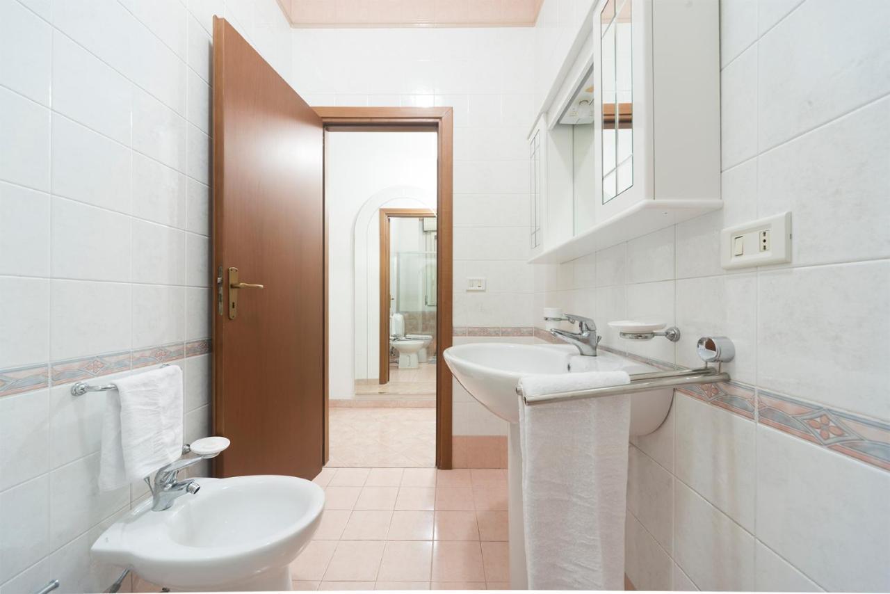 Nina Home - Selfcheck-In Canicattini Bagni Esterno foto