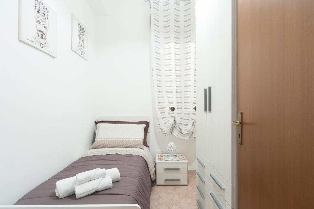 Nina Home - Selfcheck-In Canicattini Bagni Esterno foto